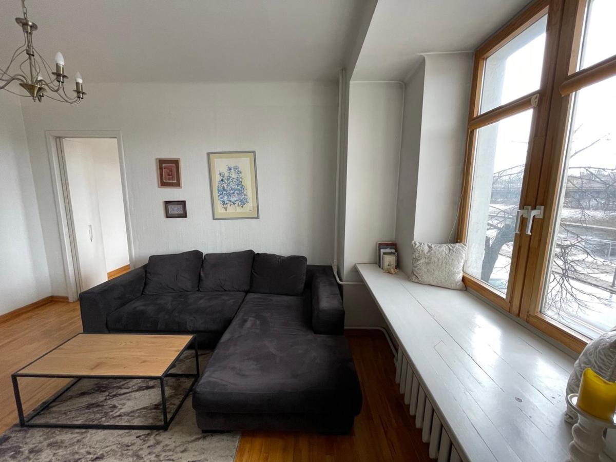 A Cozy Apartment With A Wonderful View Of The River In The Old Town Of Vilna Exterior foto